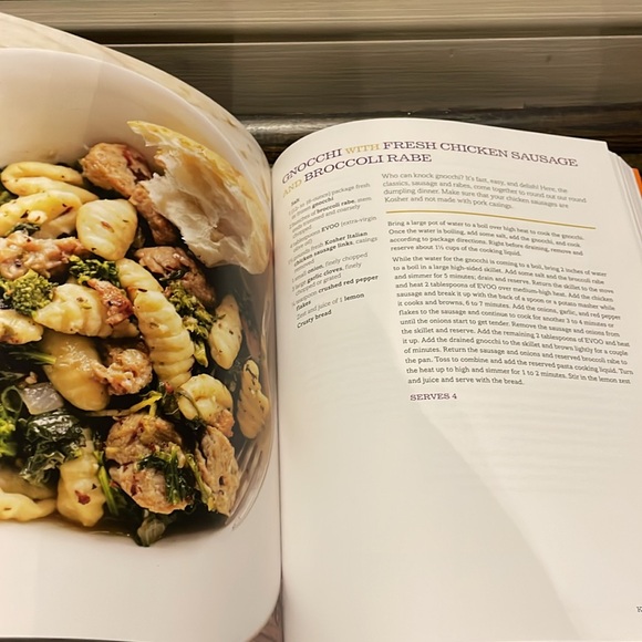 Rachel Ray's Big Orange Book - Ultimate Collection - Food Network cookbook - Picture 4 of 5